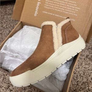 Dr. Scholl's Brown and Cream Slip-On Sneakers